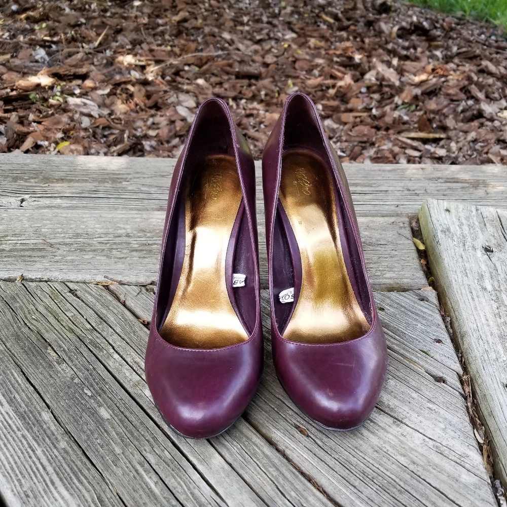 Mossimo Eggplant Heels